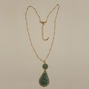 Teardrop necklace